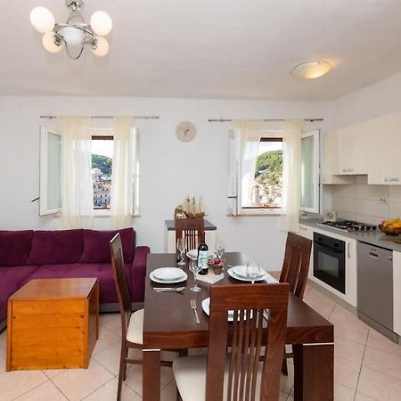 Bento Apartment - Best View On Town And Sea Pucisca Εξωτερικό φωτογραφία