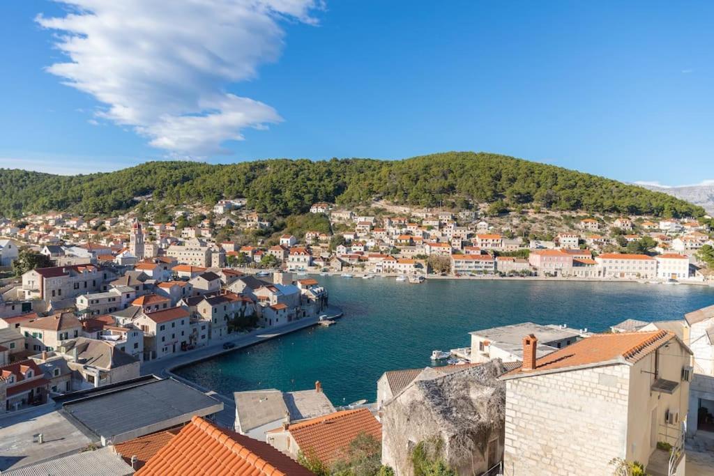 Bento Apartment - Best View On Town And Sea Pucisca Εξωτερικό φωτογραφία