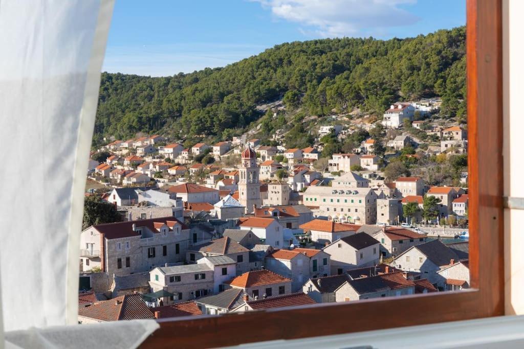 Bento Apartment - Best View On Town And Sea Pucisca Εξωτερικό φωτογραφία